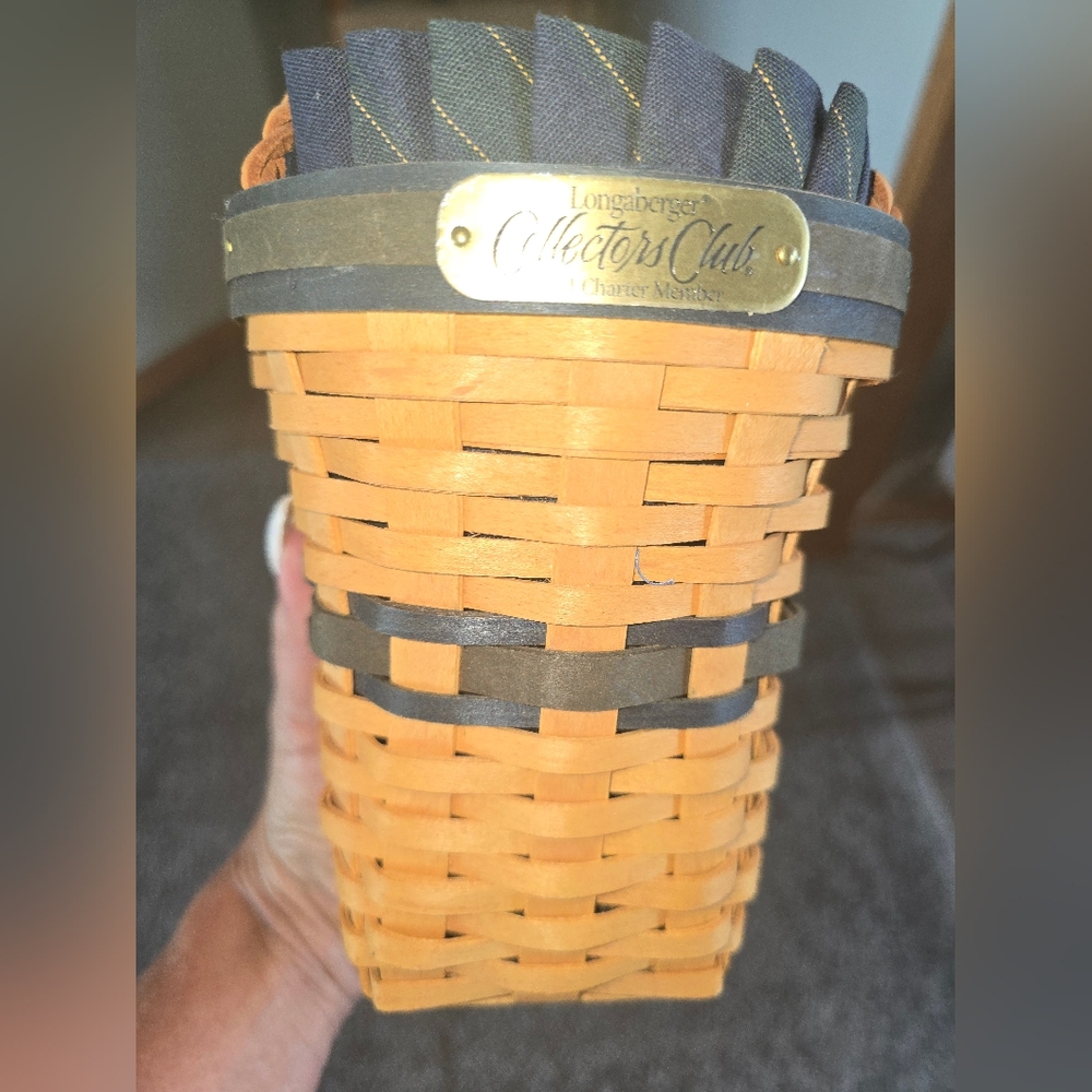 Longaberger Collectors Club Basket